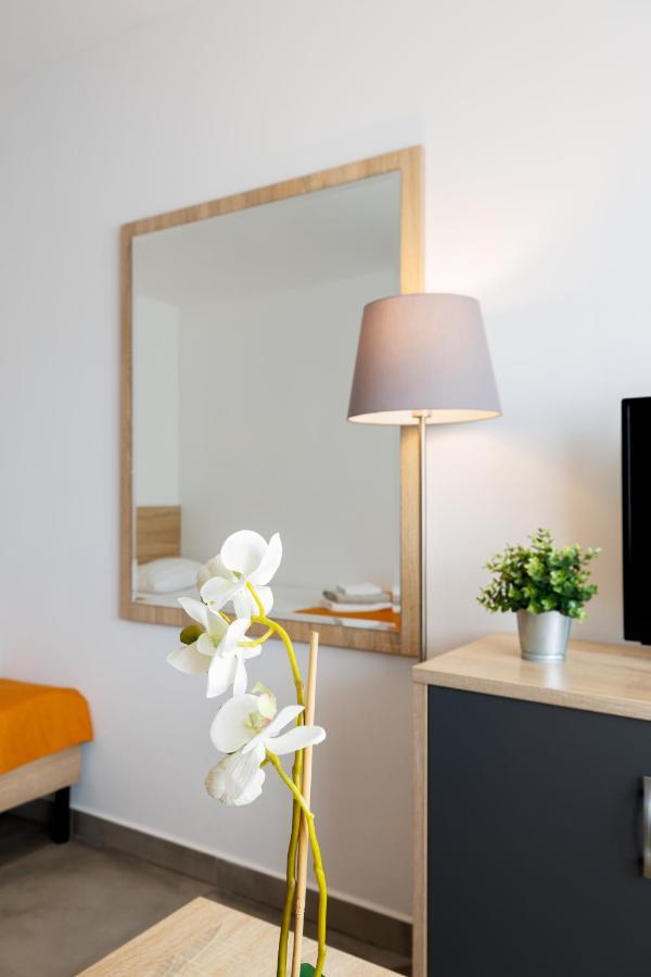 Seo2 Rewal - Apartamenty Z Osobnym Wejsciem, Grzany Basen, Darmowe Sauny, Parking, Grill, Wifi Exterior photo