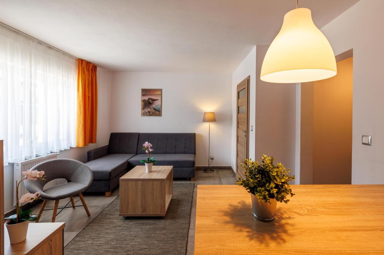 Seo2 Rewal - Apartamenty Z Osobnym Wejsciem, Grzany Basen, Darmowe Sauny, Parking, Grill, Wifi Exterior photo