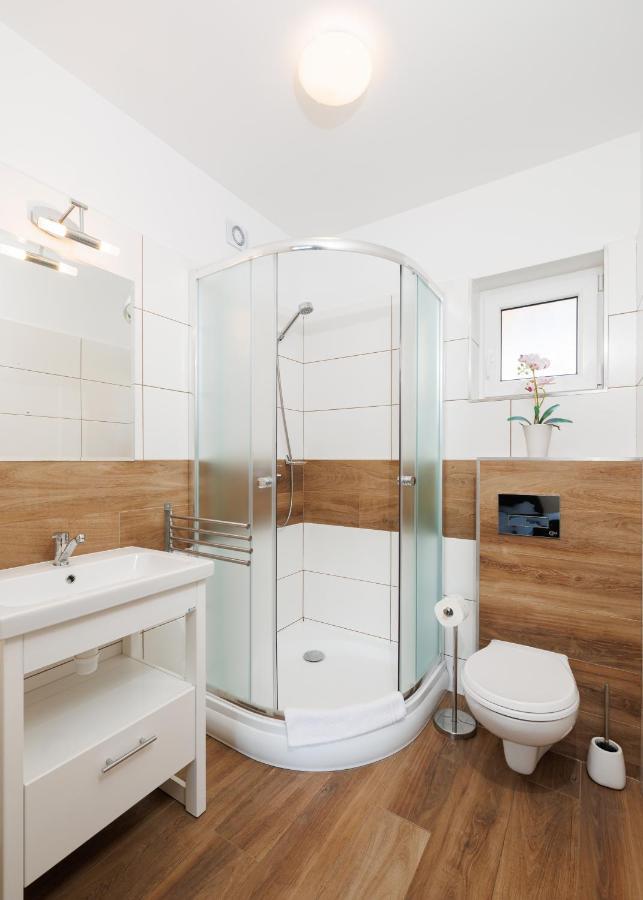 Seo2 Rewal - Apartamenty Z Osobnym Wejsciem, Grzany Basen, Darmowe Sauny, Parking, Grill, Wifi Exterior photo